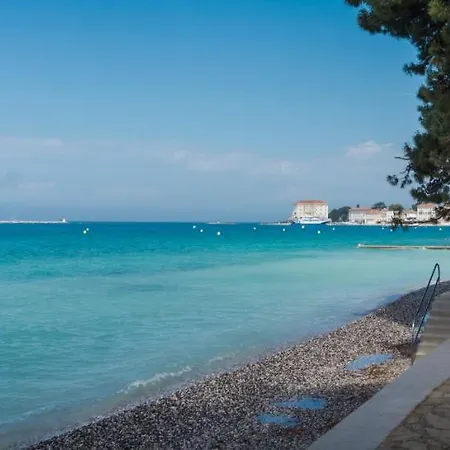 Sofia Nyaraló Poreč