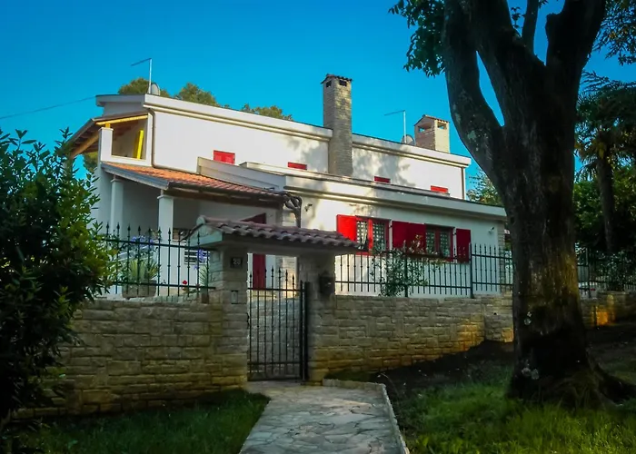 Holiday Sofia Ferienhaus *